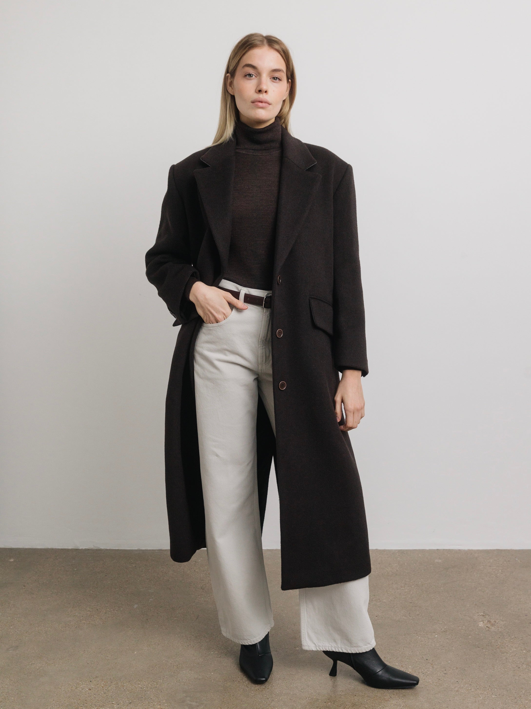 Thea Wool Coat in Chocolate