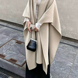 Maren Wool Cape in Ecru