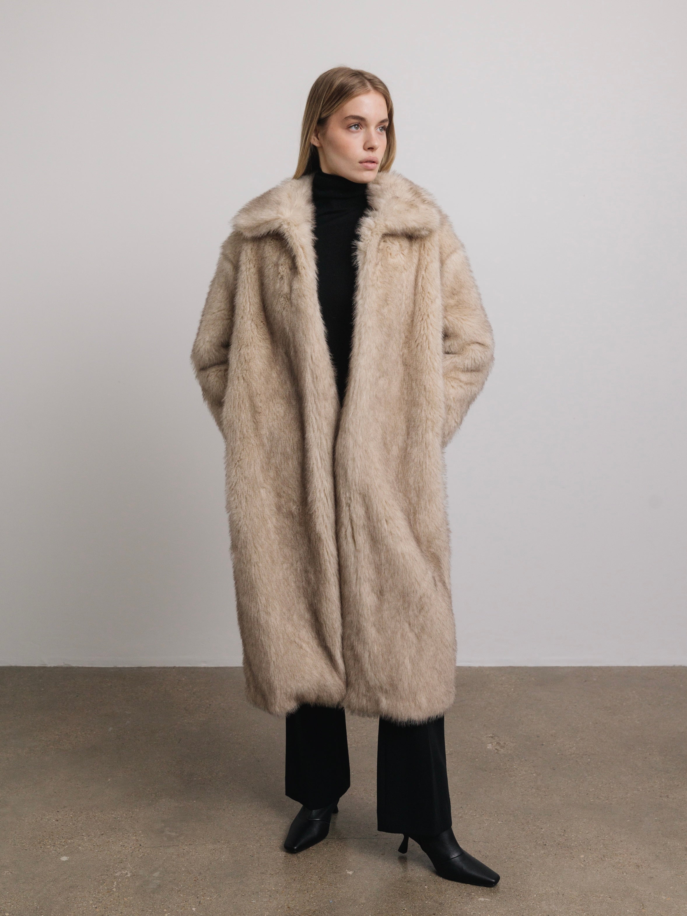 Isla Mink Faux Fur Coat in Pearl