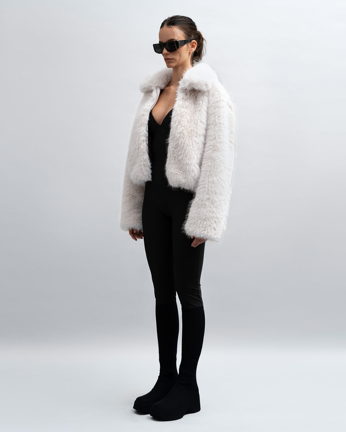 Sadie Faux Fur Jacket in Snow