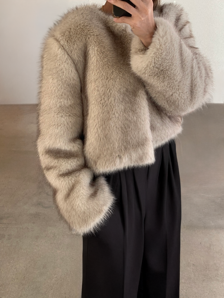 Romy Faux Fur Jacket in Natural