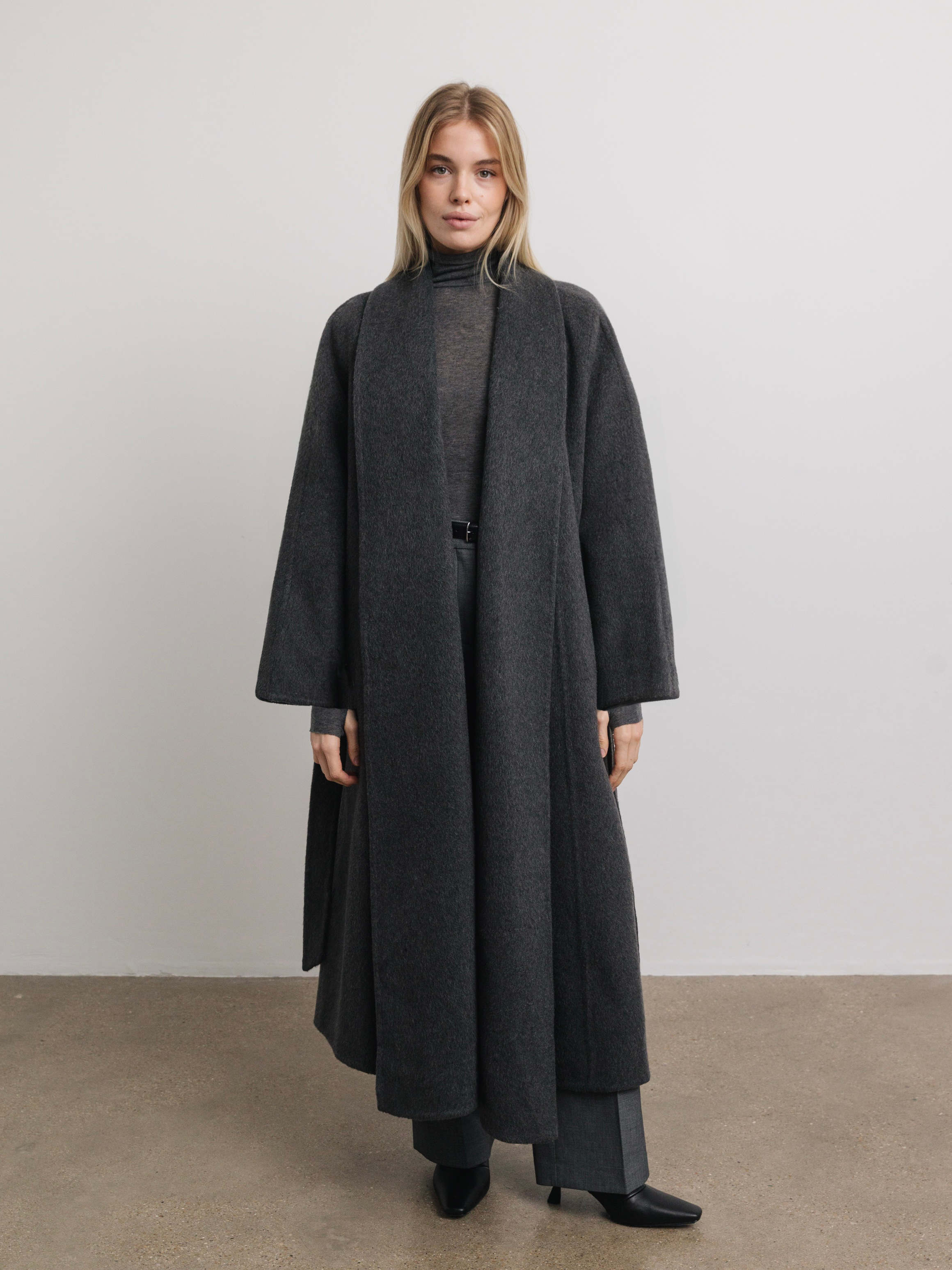 Willa Wool Coat in Charcoal