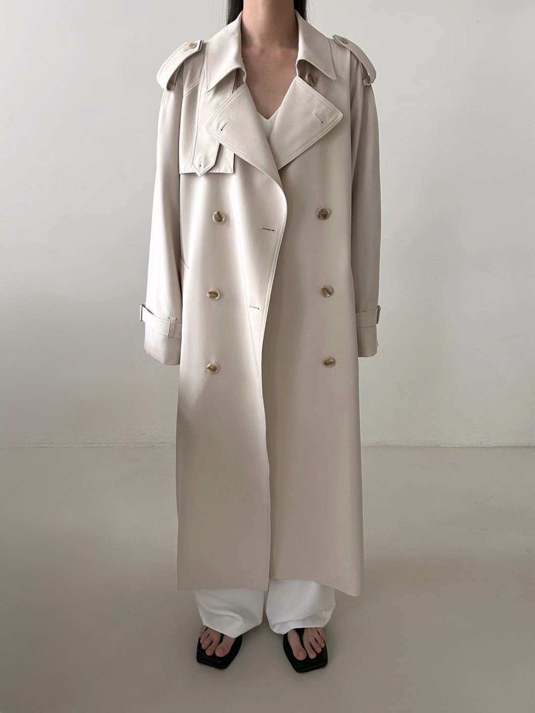 Penelope Trench Coat in Cream SAISON